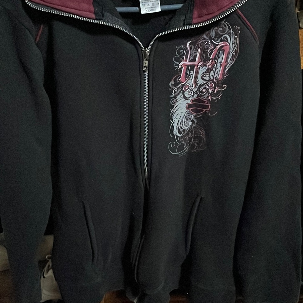 Women’s fleece jacket